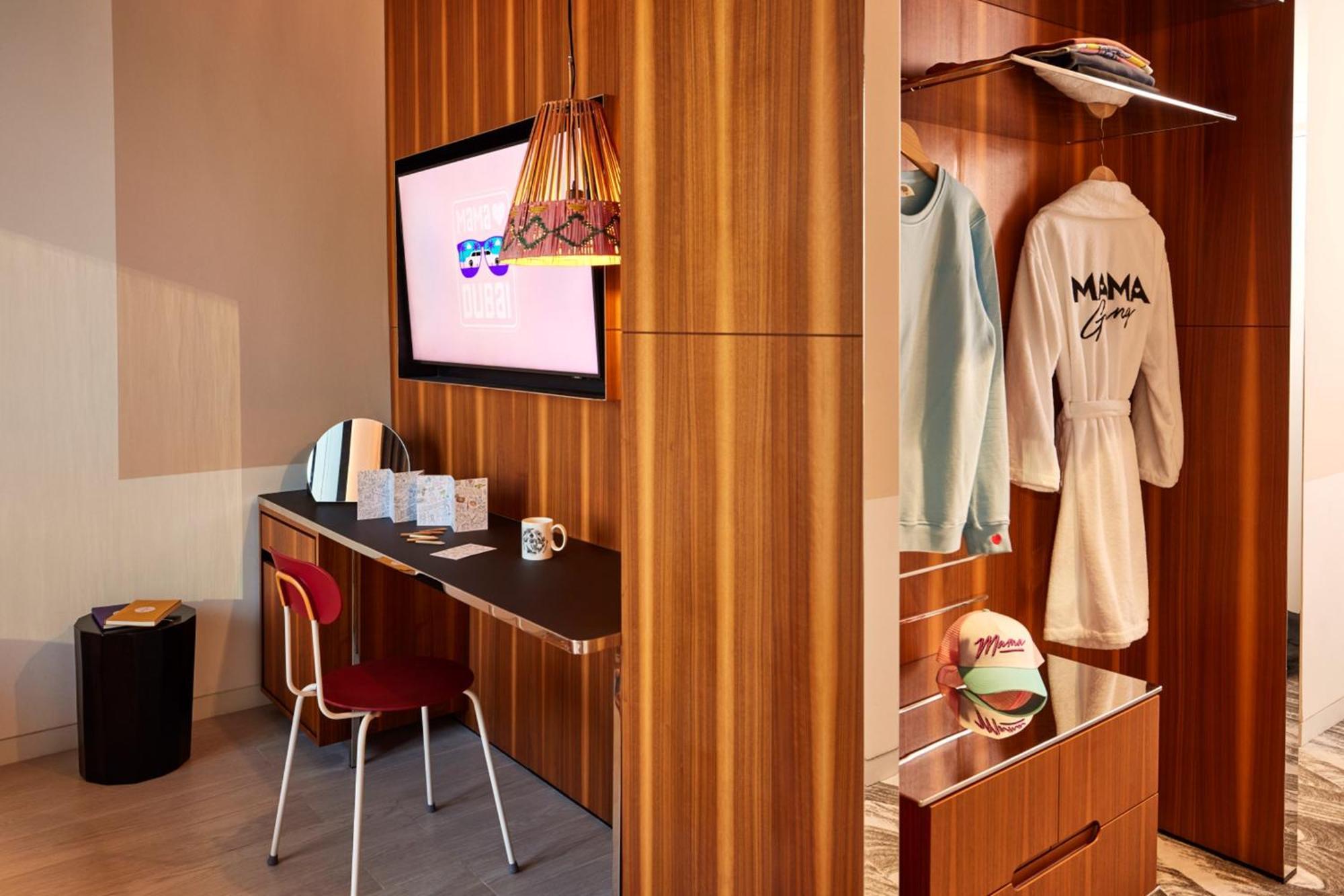 Medium Mama Twin Room Terrace